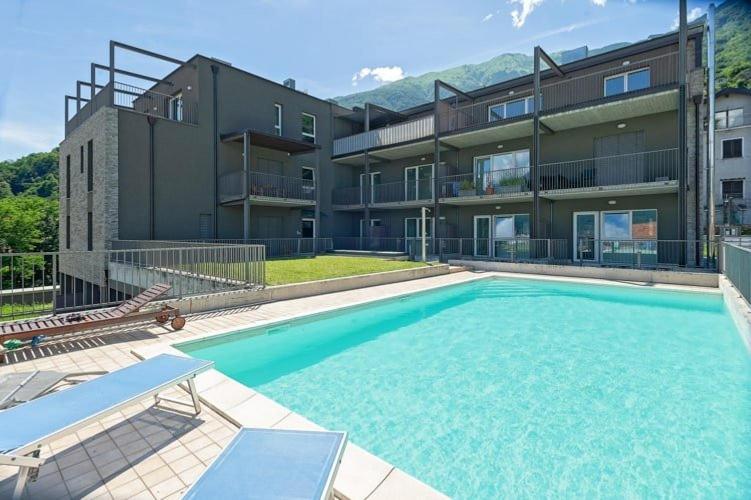 The Sunshine - Apartments With Pool 穆索 外观 照片